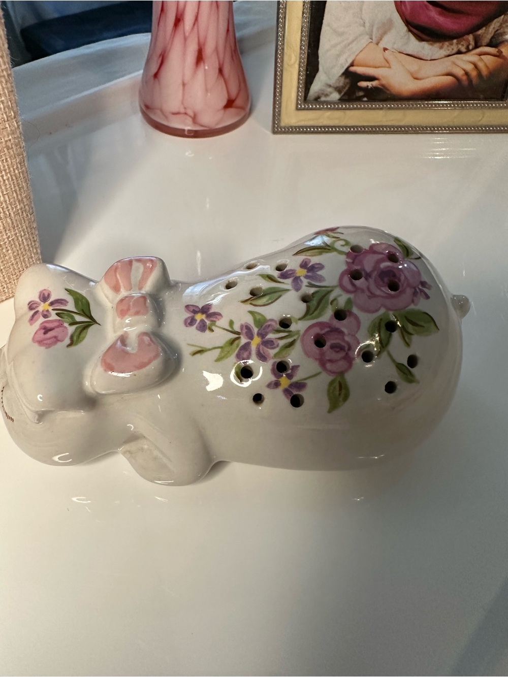 Vintage 1978 Avon Ceramarte Floral Pig Figurine | Hand Decorated Brazil Ceramic - Picture 9 of 10